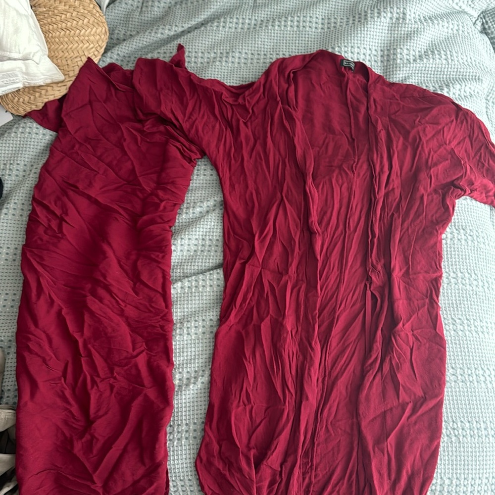 Red robe/dress 2 piece w wrap skirt